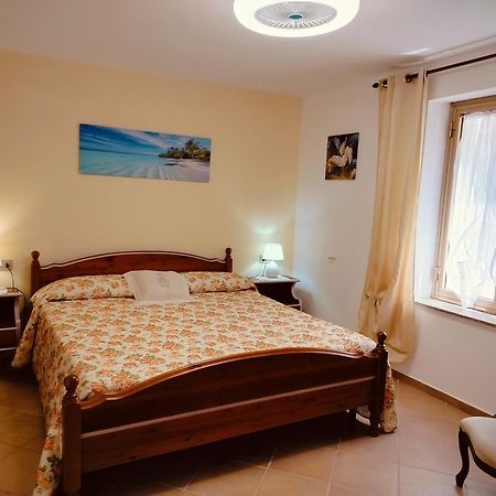 Corte Mannoni Porto Pozzo Bagian luar foto