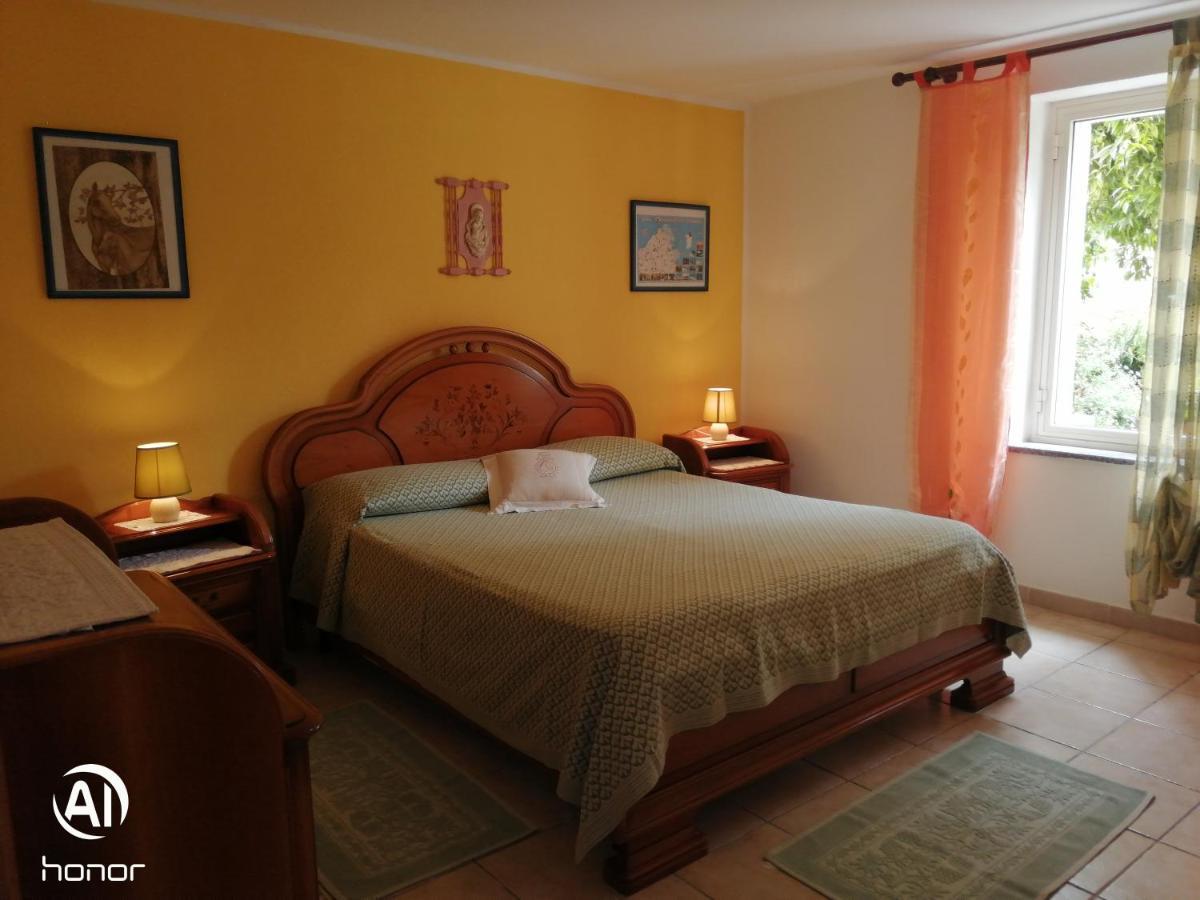 Corte Mannoni Porto Pozzo Bagian luar foto