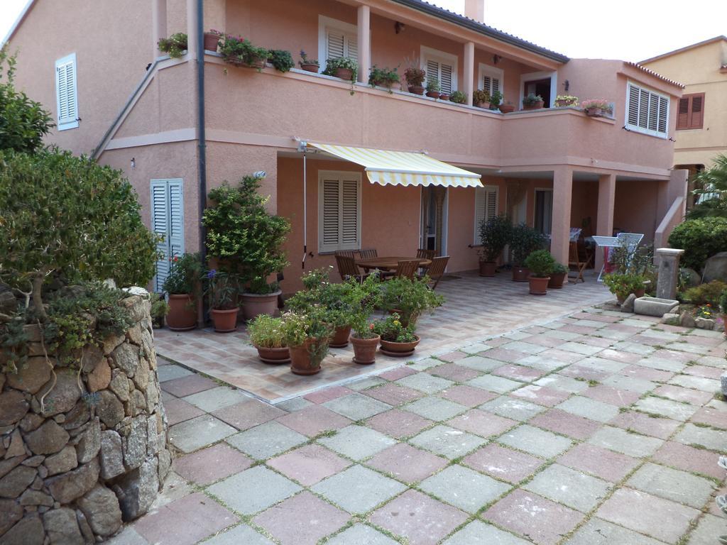 Corte Mannoni Porto Pozzo Bagian luar foto