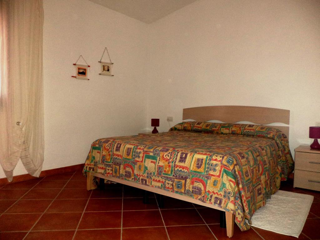 Corte Mannoni Porto Pozzo Bagian luar foto