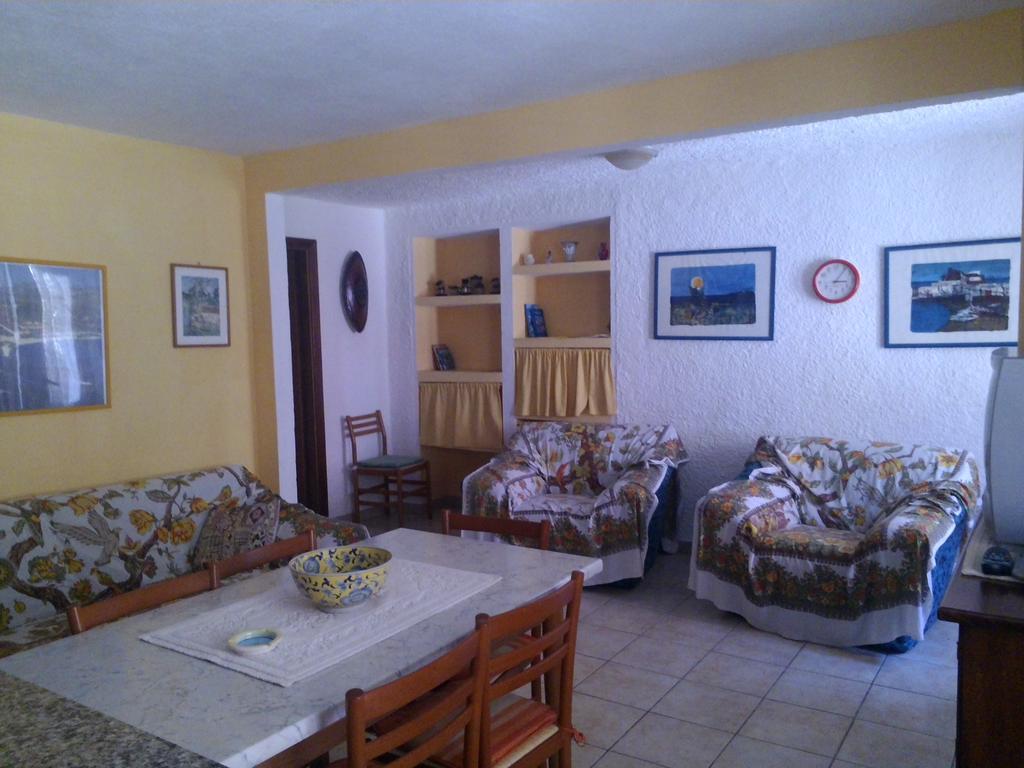 Corte Mannoni Porto Pozzo Bagian luar foto
