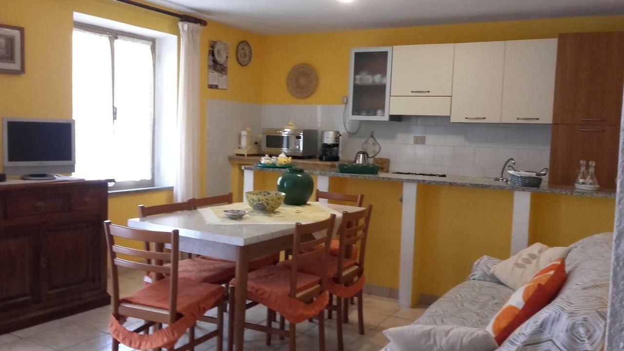 Corte Mannoni Porto Pozzo Bagian luar foto